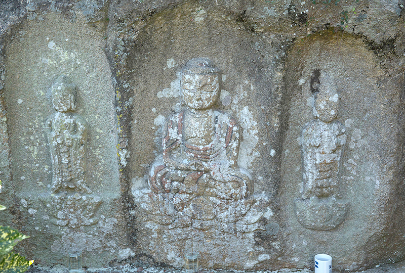 千光寺 阿弥陀三尊像（磨崖佛）
